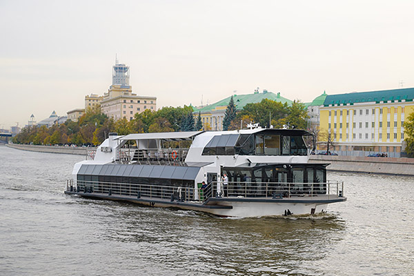 Аренда теплохода Богема в Москве
